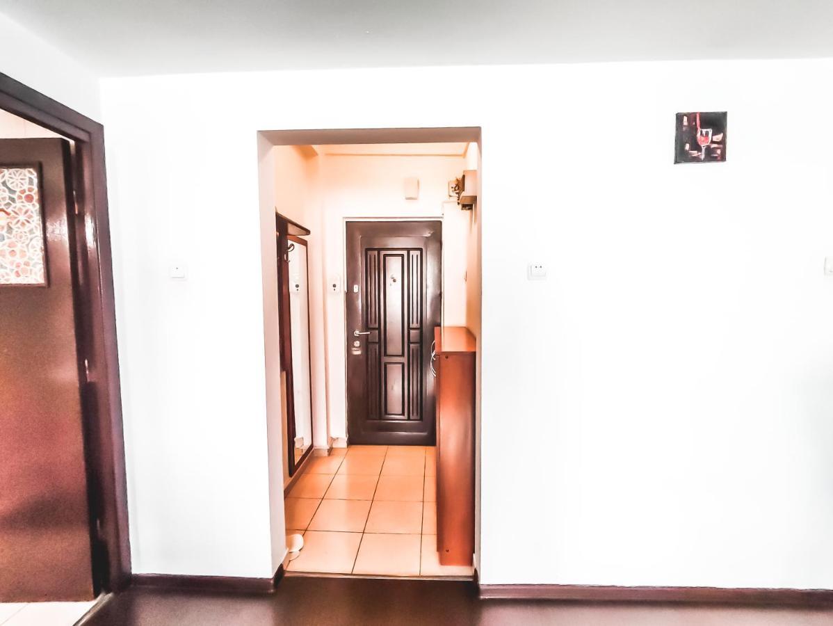 Parliament 1Br Apartment W Self Check In Boekarest Buitenkant foto