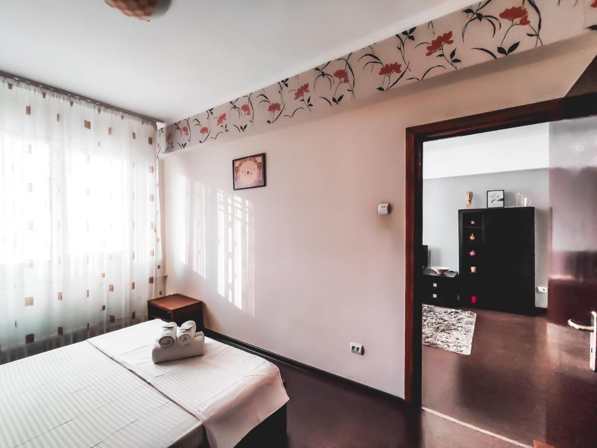 Parliament 1Br Apartment W Self Check In Boekarest Buitenkant foto