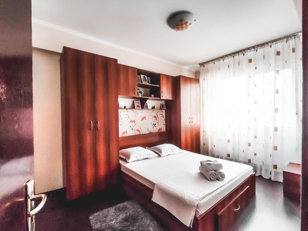 Parliament 1Br Apartment W Self Check In Boekarest Buitenkant foto